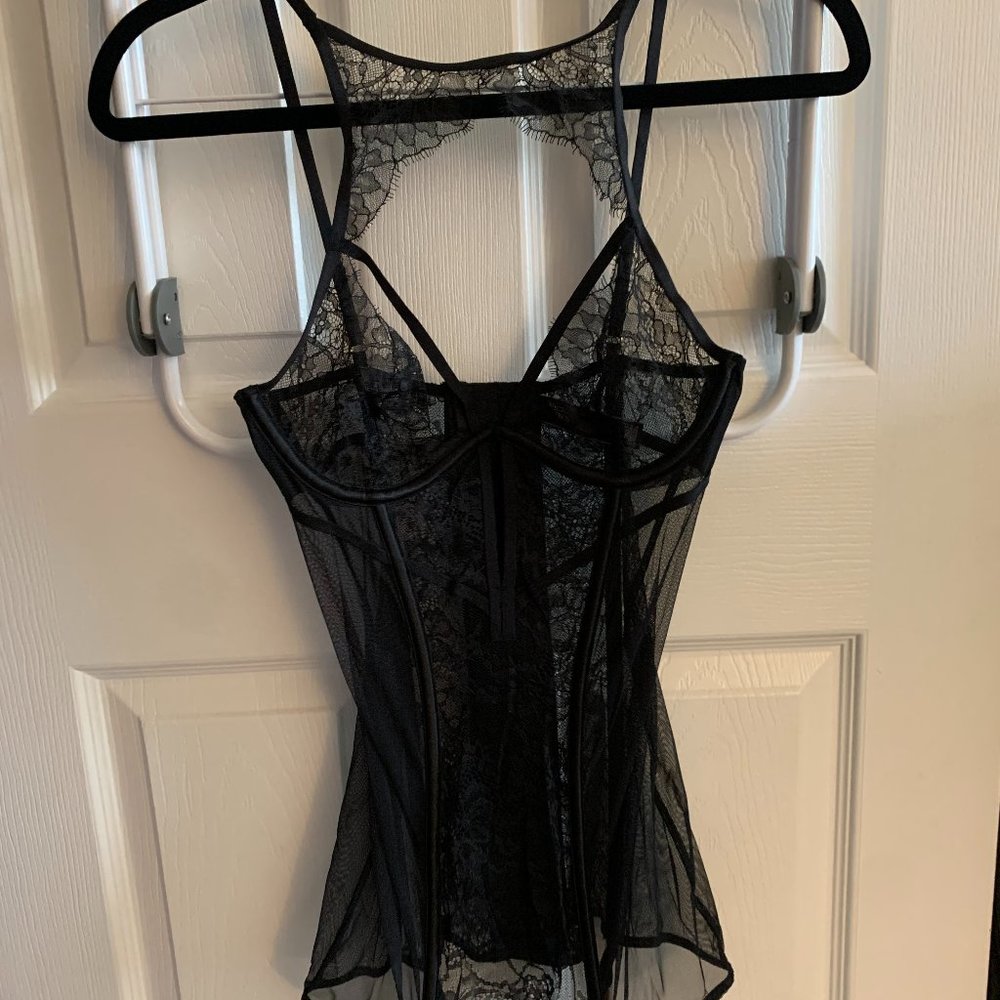 VS Bustier Top